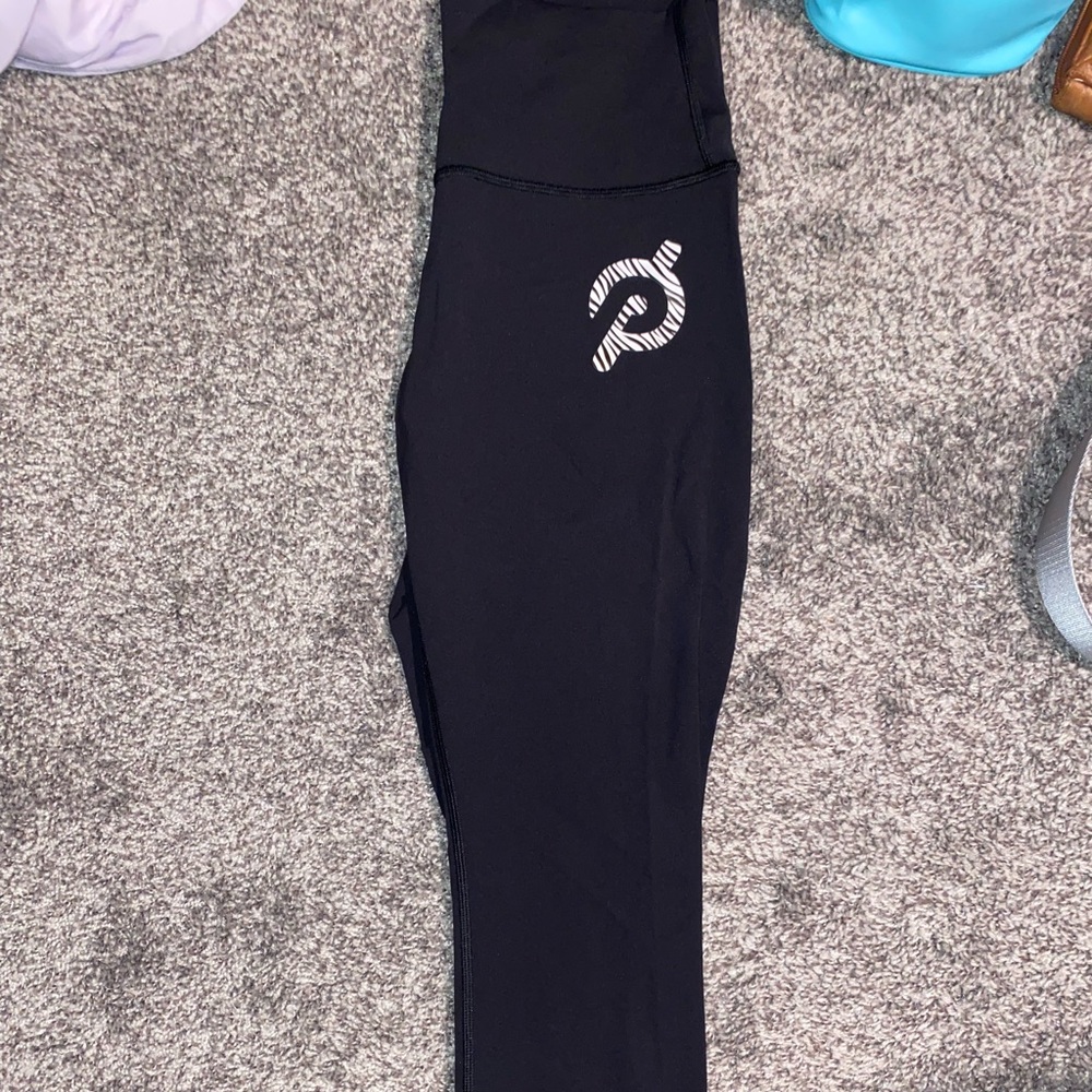 lululemon/Peloton leggings
